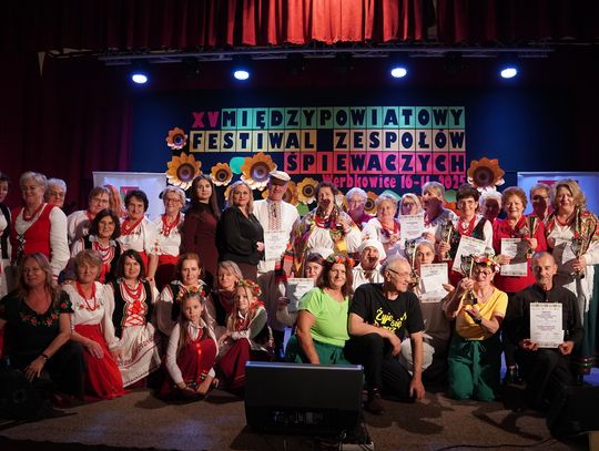 🎶💙 Fajsławianki i Siedliszczanki na XV Międzypowiatowym Festiwalu Zespołów Śpiewaczych! 💙🎶