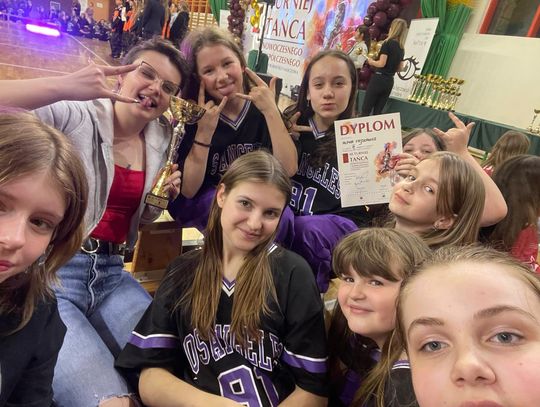 III TURNIEJ TAŃCA NOWOCZESNEGO I WSPÓŁCZESNEGO O PUCHAR BURMISTRZA NAŁĘCZOWA 🤸‍♀️💃