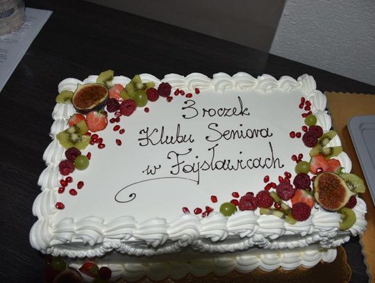 Klub Seniora w Fajsławicach – trzy lata wspólnych spotkań, pasji i aktywności.