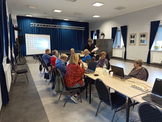 Szkolenie „Cyfrowa era seniora” za nami. Szkolenie „Cyfrowa era seniora” za nami.