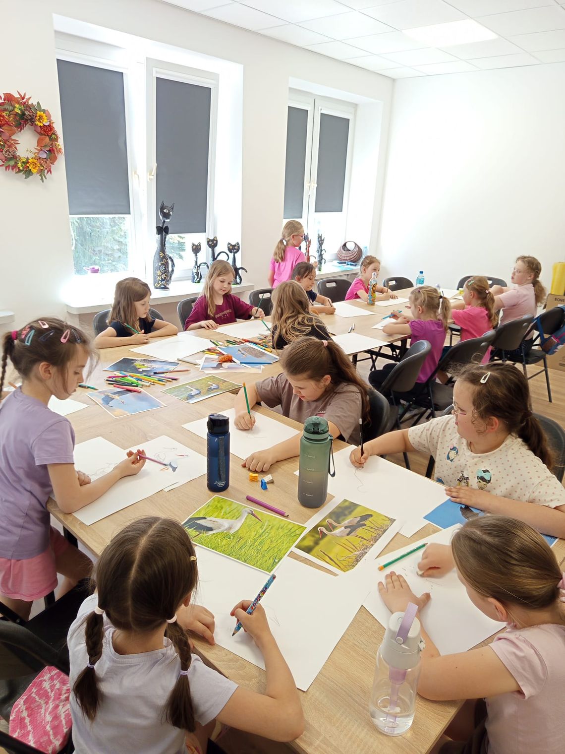 Zajęcia plastyczne w GOK „Bocian w krajobrazie” Zajęcia plastyczne w GOK „Bocian w krajobrazie”